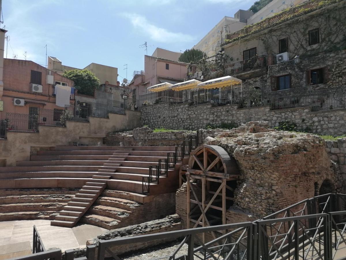 Al Bajah Loft Monovano Con Requisiti Hotel تاورمينا المظهر الخارجي الصورة